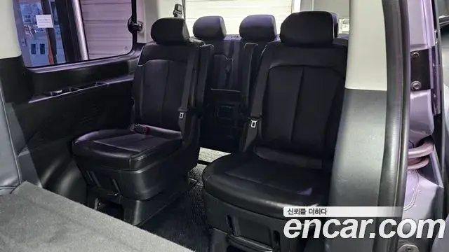 Hyundai Staria 2023 — Фото 12/20