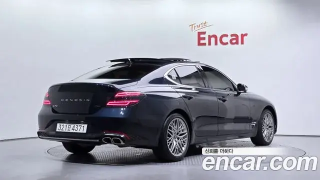 Genesis G70 2022 — Şəkil 13/35