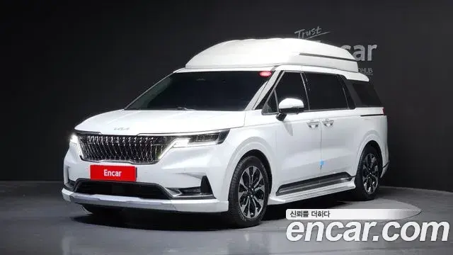 Kia Carnival 2022 — Фото 1/20