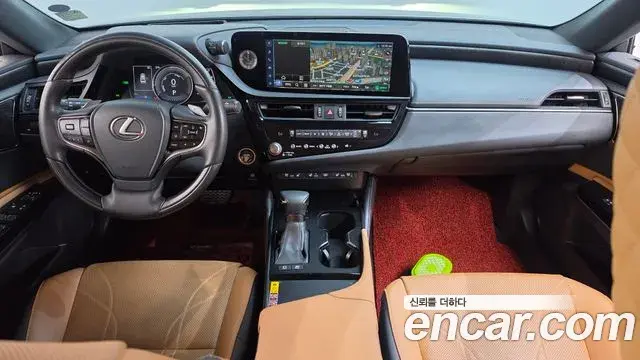 Lexus ES300h 2023 — Şəkil 7/20
