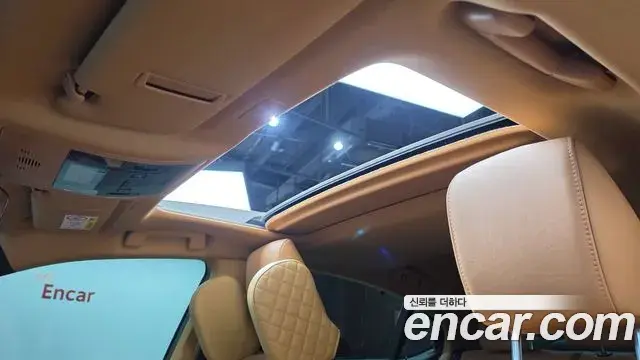 Lexus ES300h 2023 — Şəkil 19/20