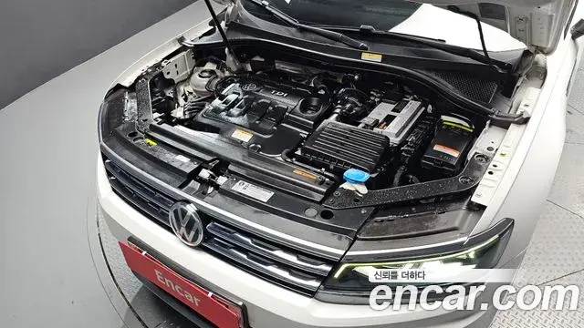Volkswagen Tiguan Allspace 2018 — Фото 6/20
