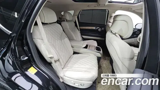 Genesis GV80 2023 — Photo 11/20