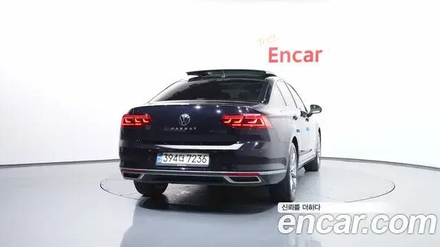 Volkswagen Passat GT 2022 — Фото 4/20