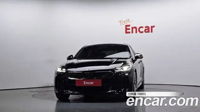 Kia Stinger 2020 — Photo 2/20