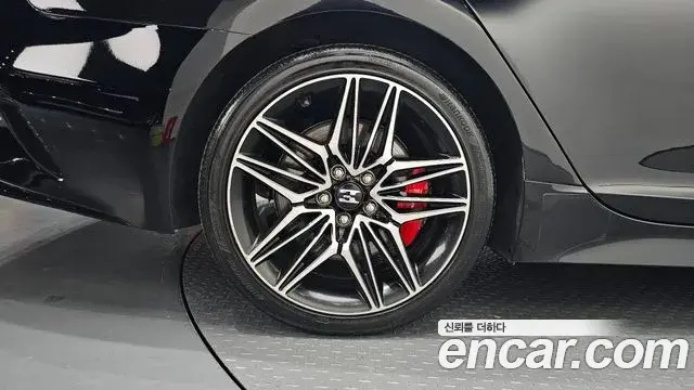 Kia Stinger 2020 — Photo 4/20