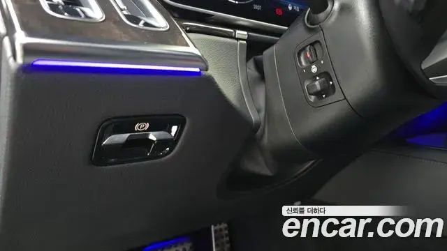 Mercedes-Benz S-Class 2022 — Photo 19/20