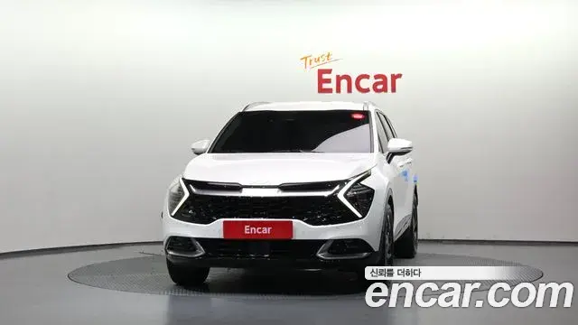 Kia Sportage 2021 — Фото 3/20