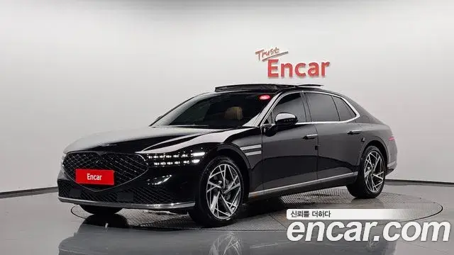 Genesis G90 2022 — Photo 1/20