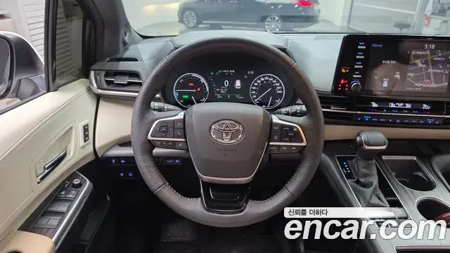 Toyota Sienna 2021 — Şəkil 13/20