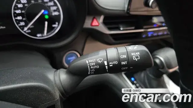 Toyota Sienna 2021 — Şəkil 16/20