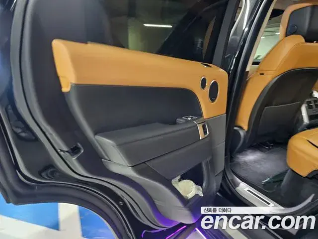 Land Rover Range Rover Sport 2019 — Фото 10/16