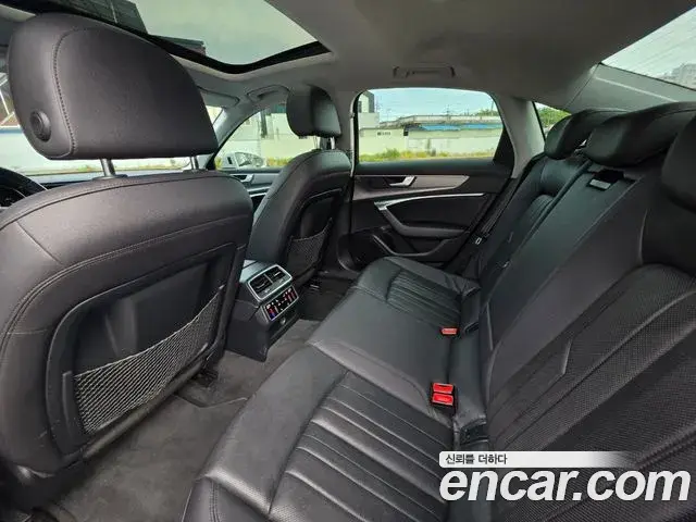 Audi A6 2020 — Фото 15/19
