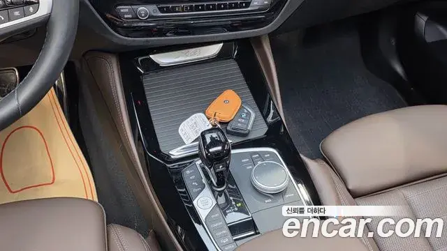 BMW X4 2025 — Şəkil 9/20