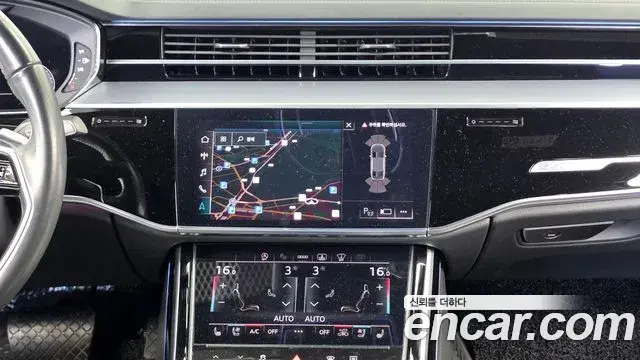 Audi A8 2021 — Фото 14/20