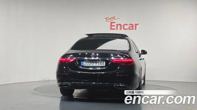 Mercedes-Benz S-Class 2022 — Photo 3/20