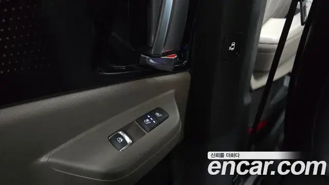 Kia Carnival 2024 — Photo 16/20