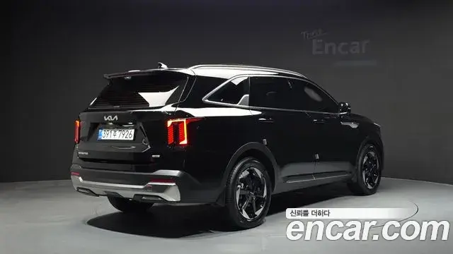 Kia Sorento 2025 — Photo 1/20