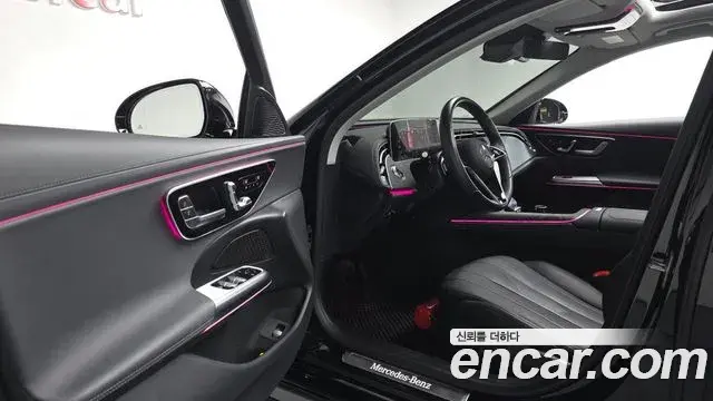Mercedes-Benz E-Class 2025 — Фото 10/20