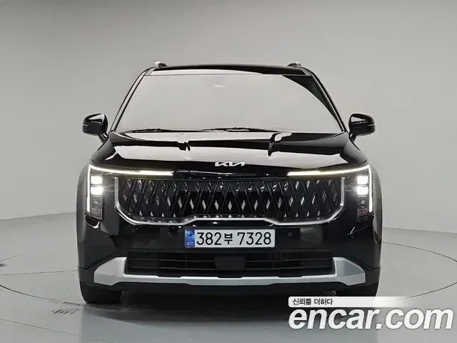 Kia Carnival 2024 — Photo 1/19