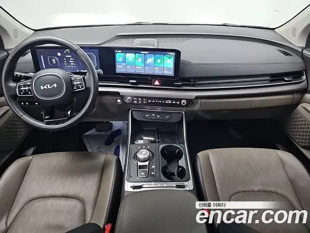 Kia Carnival 2024 — Photo 9/19