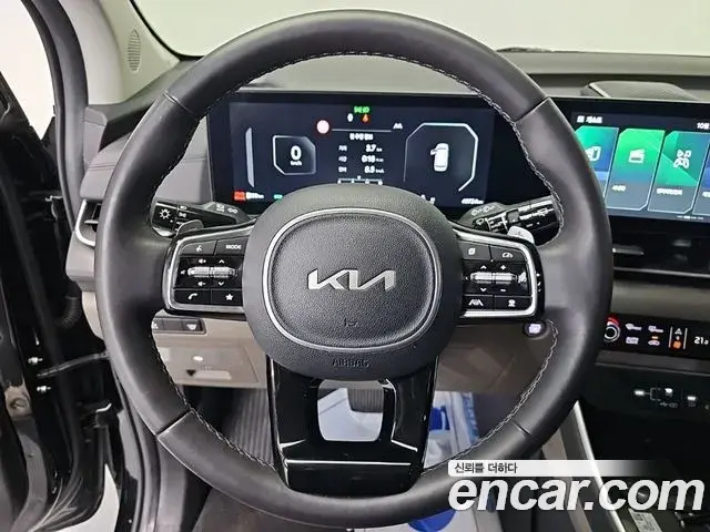 Kia Carnival 2024 — Photo 7/19