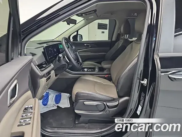 Kia Carnival 2024 — Photo 10/19