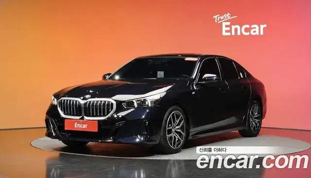 BMW 5 Series, 2025