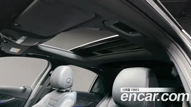 Mercedes-Benz E-Class 2022 — Şəkil 19/20