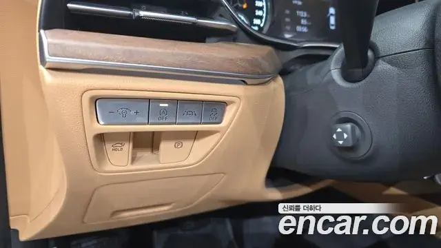 Genesis Electrified G80 2020 — Photo 16/20