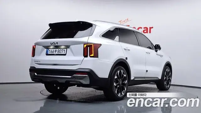 Kia Sorento 2025 — Photo 2/20