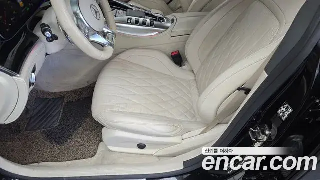 Mercedes-Benz AMG GT 2021 — Photo 19/20