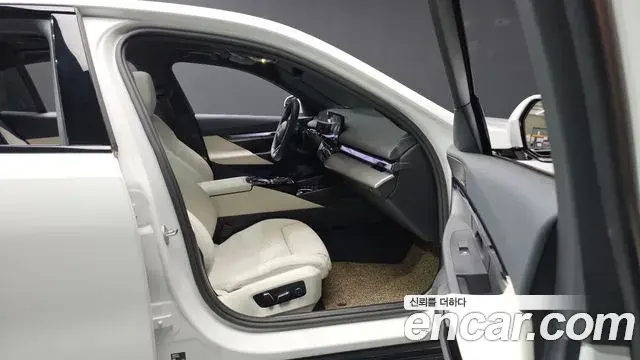 BMW 5 Series 2024 — Şəkil 19/20