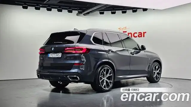 BMW X5 2022 — Фото 2/20