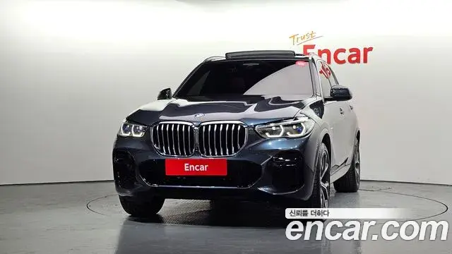 BMW X5 2022 — Фото 3/20