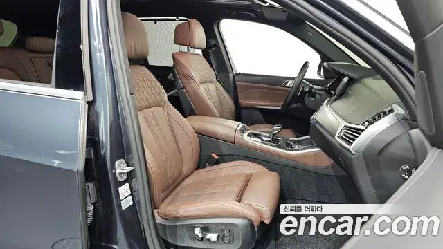 BMW X5 2022 — Фото 11/20