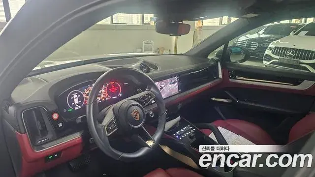 Porsche Cayenne 2024 — Photo 3/14
