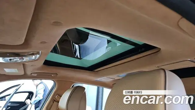 Genesis G90 2022 — Photo 19/20