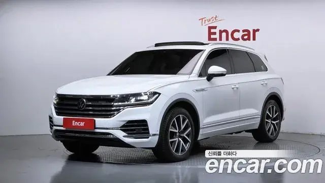 Volkswagen Touareg 2020 — Photo 10/20