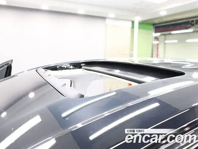 Hyundai Staria 2025 — Şəkil 12/20