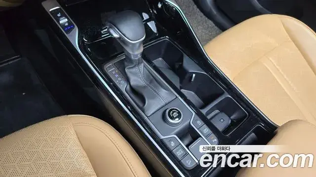 Kia Sorento 2021 — Photo 7/20
