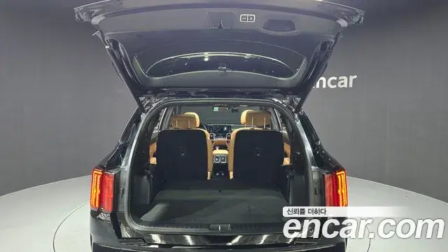 Kia Sorento 2021 — Photo 19/20