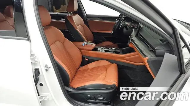 Kia K5 2025 — Фото 10/20