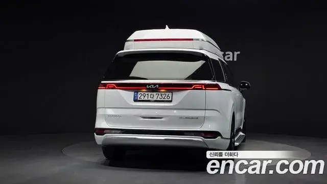 Kia Carnival 2023 — Photo 4/20