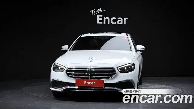 Mercedes-Benz E-Class 2023 — Şəkil 2/20