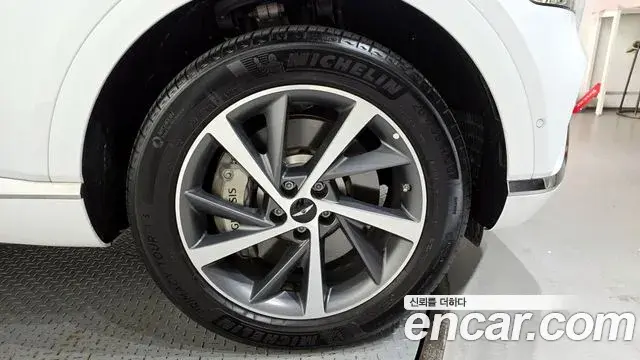 Genesis GV80 2023 — Photo 5/20