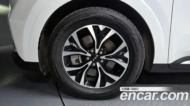 Kia Carnival 2020 — Photo 4/20