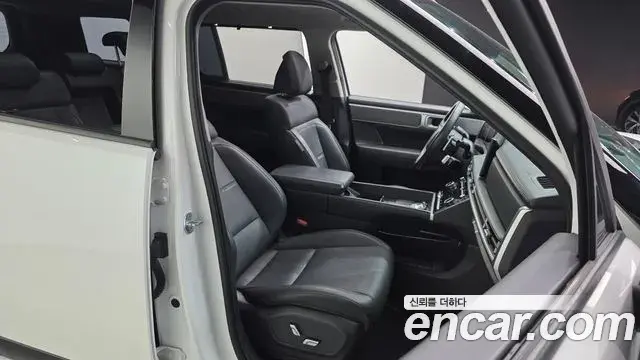 Hyundai Santa Fe 2023 — Фото 12/20