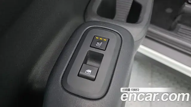 Hyundai Santa Fe 2023 — Фото 18/20