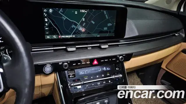Kia Carnival 2020 — Photo 16/20